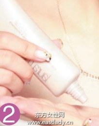 妆前补水保湿 彩妆持久服帖