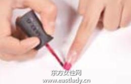 美甲教程之打造十字魔法镶钻美甲