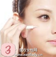 用遮瑕品遮瑕痘痘的化妆技巧