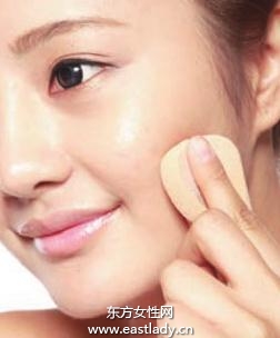 底妆的正确选用---颜色、妆效是否出现错误