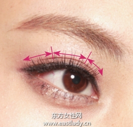 睫毛膏怎么刷塑造扇形睫毛