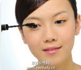 化妆教程之超卷翘上睫毛化妆法