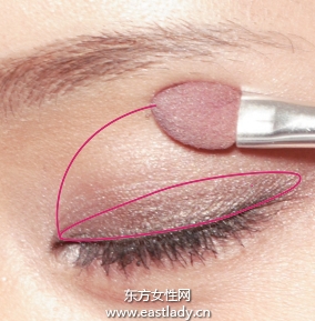 眼妆的画法之画出茶色眼妆