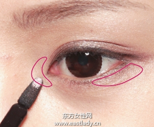 眼妆的画法之画出茶色眼妆