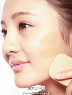 用深色粉底收敛轮廓为什么底妆显得不自然