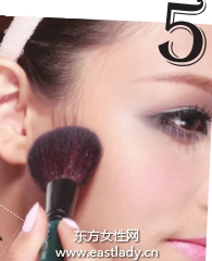 质感轻盈光感裸效底妆