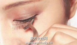透明无梗型假睫毛的贴法图解