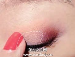 冬季眼影配色让寒冷冬季增加一丝暖意