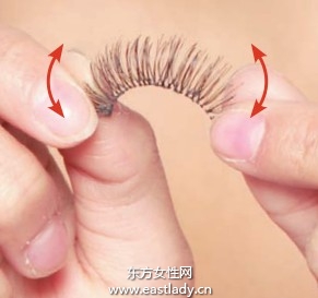 戴假睫毛的小技巧