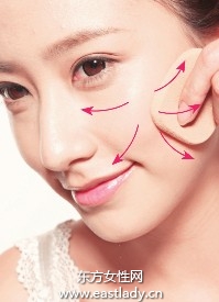 粉饼打造性感哑光肌