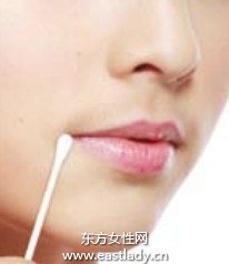 勾勒完美唇形的唇妆画法