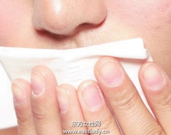 唇妆前护理唇膏更好着色