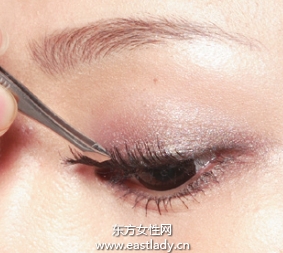 眼妆的画法之画出茶色眼妆