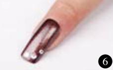 美甲教程之打造华贵水钻美甲