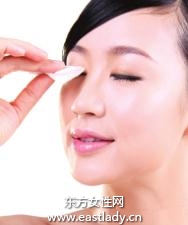 卸除眼妆的正确顺序