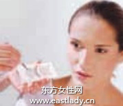 化妆教程之假睫毛正确的贴法