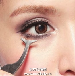 浓密束状型假睫毛的贴法图解