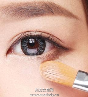 化妆教程之定妆顺序和注意事项