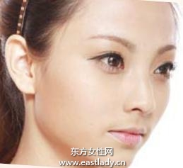 使用遮瑕膏正确遮瑕步骤