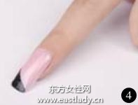 美甲教程粉色加黑色的双拼法式