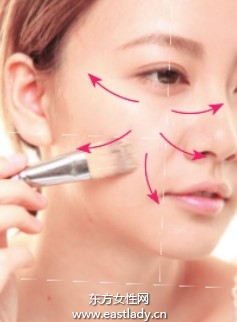 粉底霜的正确使用方法