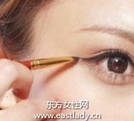 区域描画法画出让人羡慕大眼妆