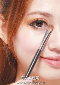 半包围式妆容画法成就少女纯真浪漫