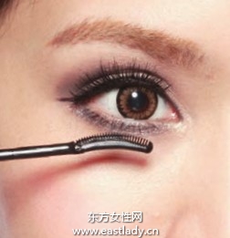 浓密束状型假睫毛的贴法图解