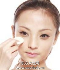 使用遮瑕膏正确遮瑕步骤