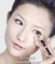 标准7步眼线速成画法