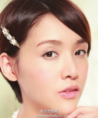 眉妆小技巧提升眉部立体感