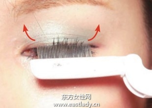 使用睫毛膏打造美丽睫毛