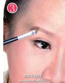 知性职业妆步骤让你的职业前景更加美好