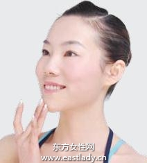 唇部完美遮瑕法 弥补不完美唇形