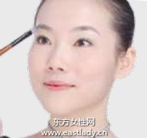 三步骤打造知性职场妆