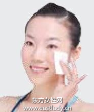 化妆教程之巧用遮瑕膏盖住痘痘