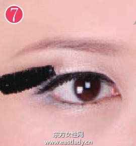 青春活力妆画法让青春的气息扑面而来