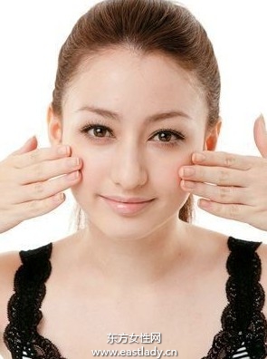 双眼皮怎么画眼线