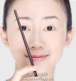 眉毛的黄金比例画眉法
