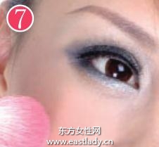 化妆教程之打造优雅复古佳人妆