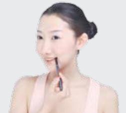 时尚M形唇妆 幸福唇形新选择