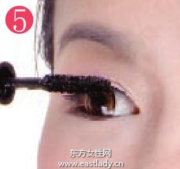 时尚运动妆容让你轻 妆 上阵