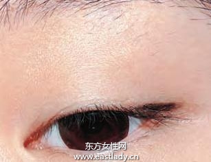 从眼尾画眼线的化妆小技巧