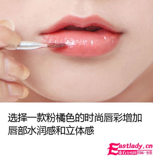 单眼皮女生亲自打造夏日清新眼妆