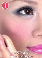 优雅宴会妆化法展现出独有温柔美态