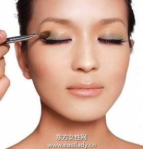 眼妆教程之5分钟打造动人眼妆