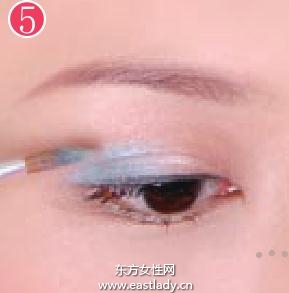 青春活力妆画法让青春的气息扑面而来