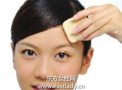 油性皮肤化妆最好使用粉饼