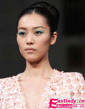 10款彩色系眼妆 让你惊艳整冬