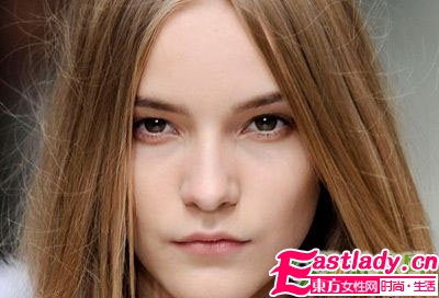 内双眼怎样画大眼妆